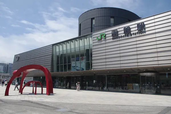 再開発が進む函館駅前の現在とは？朝市グルメと最新ホテル徹底検証
