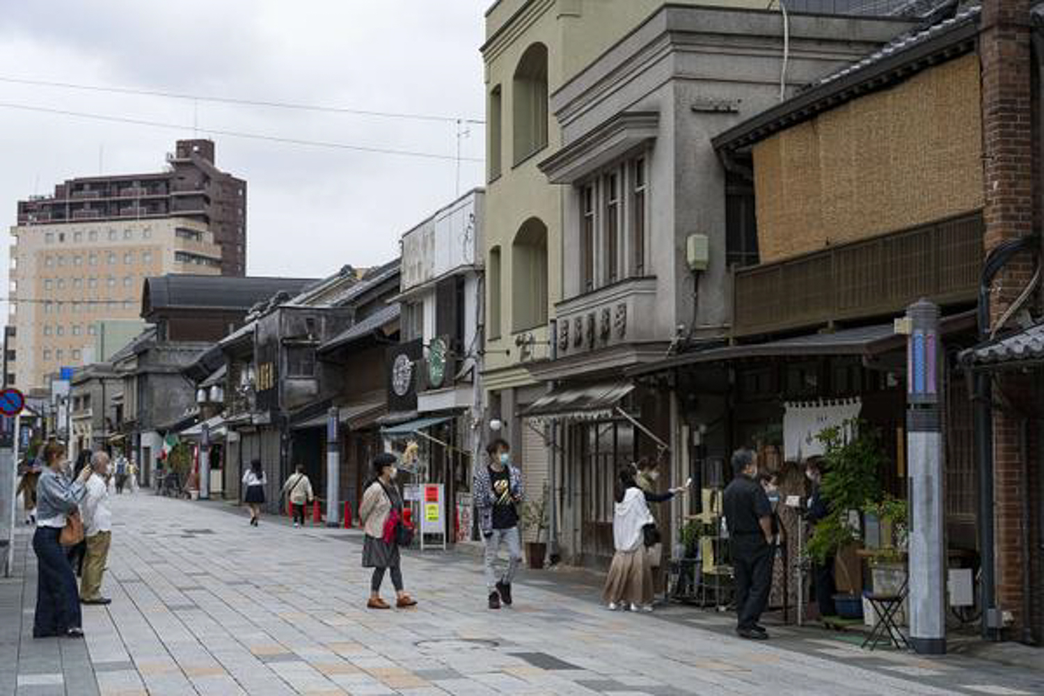 大正浪漫夢通りの変貌と熱狂！Snsで騒然の炎上騒動と噂の真相