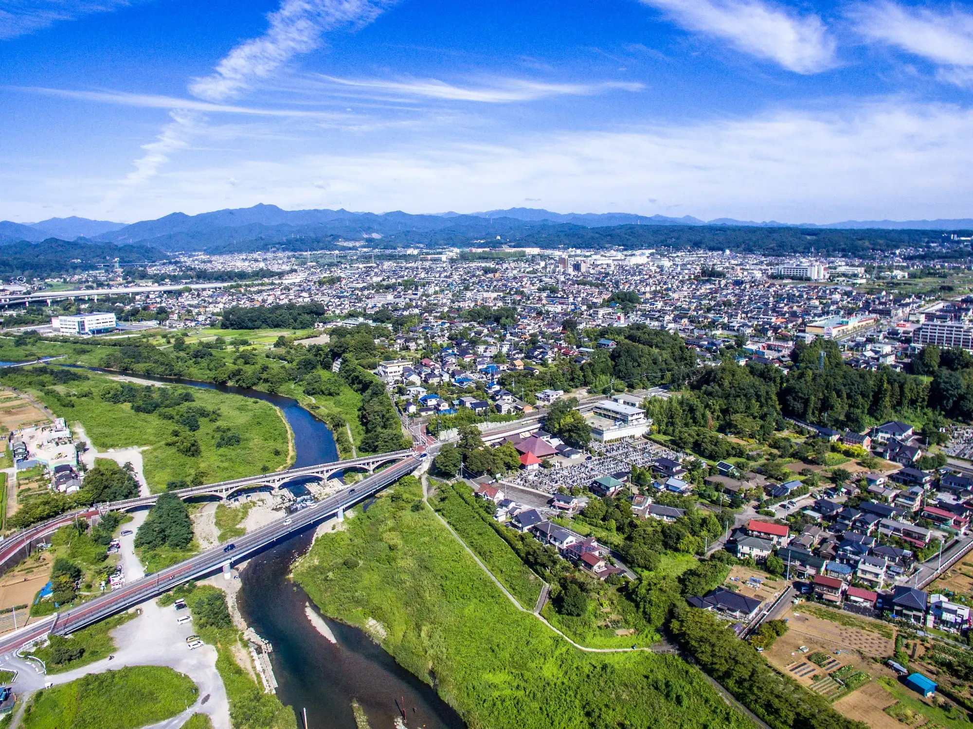 東京都あきる野市が選ばれる理由！自然と暮らしの最新事情2026