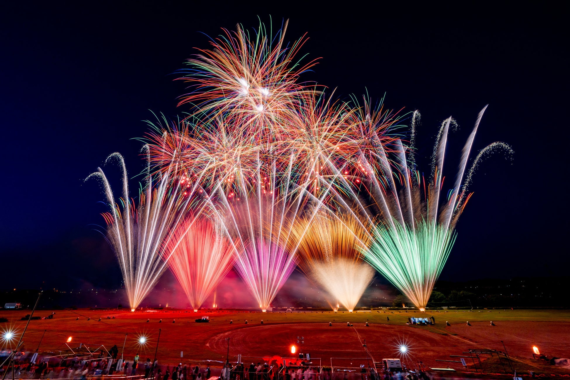 葛飾納涼花火大会2026完全攻略！穴場や屋台・混雑回避ルートを解説