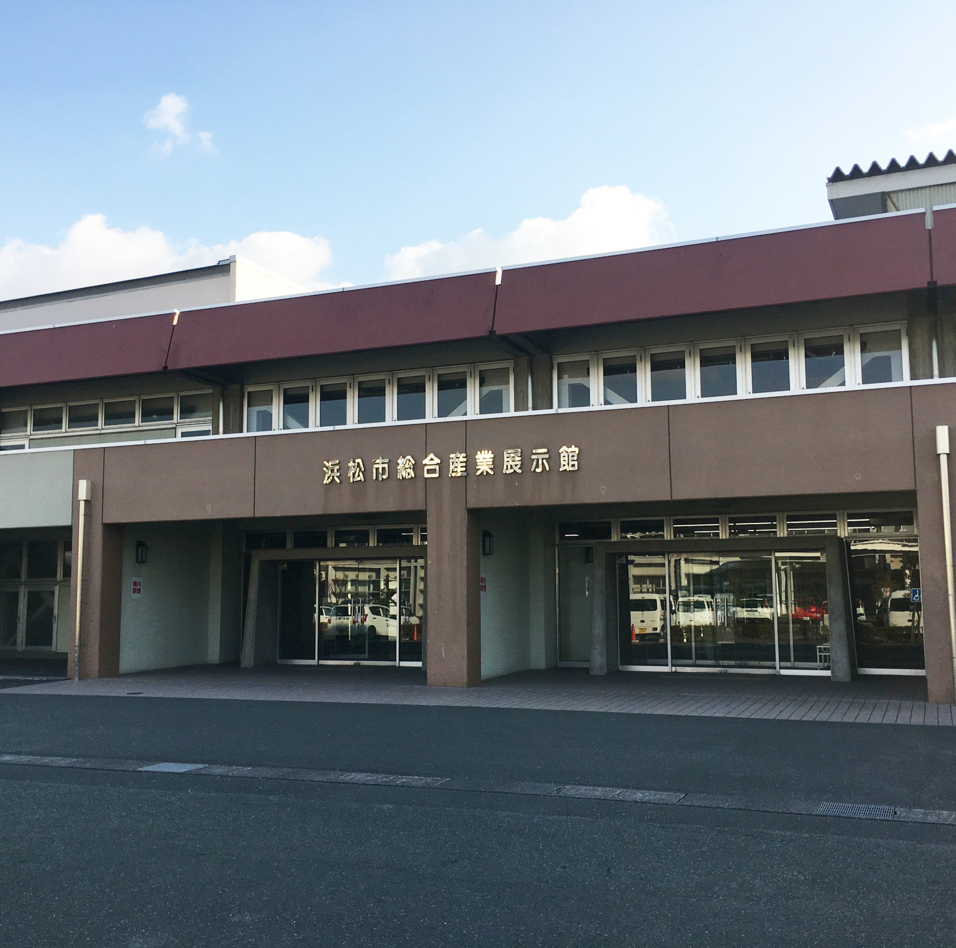 産業展示館の混雑を完全回避！プロ直伝のアクセスと最新攻略術