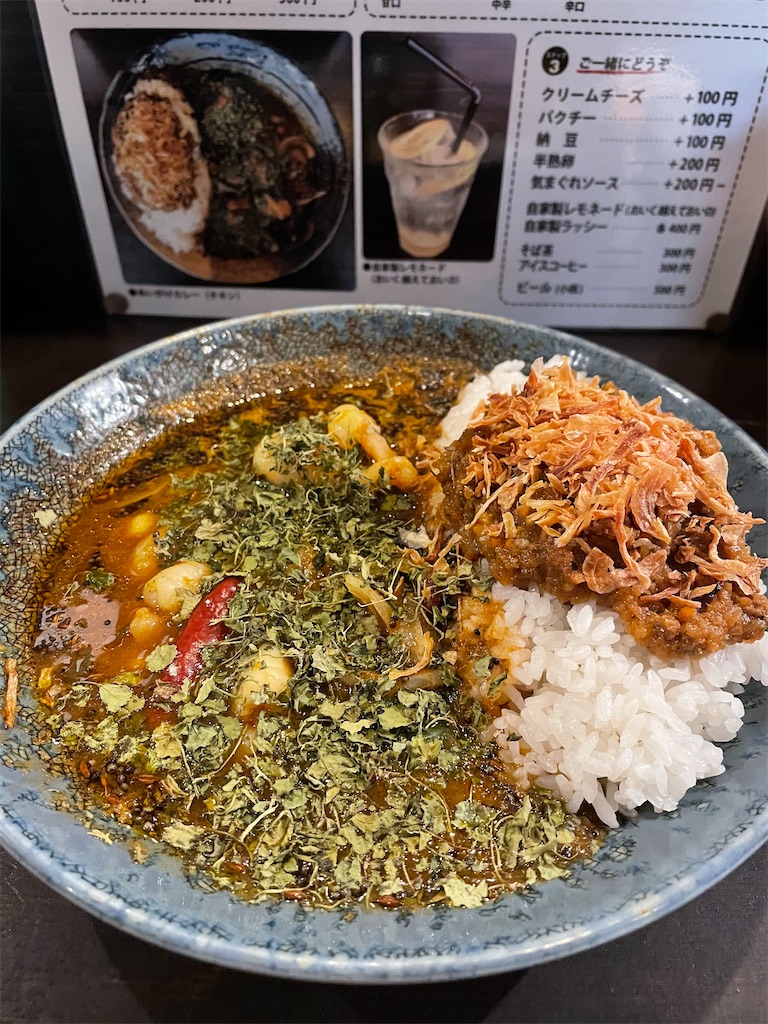 秋葉原「カレーノトリコ」を徹底解剖！名物あいがけの魅力と注文ルール