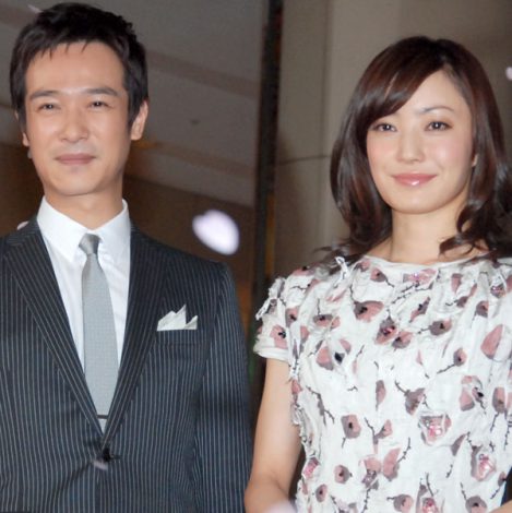 堺雅人と菅野美穂、結婚13年目のリアル。なぜこの夫婦は「理想のペア」であり続けるのか？私生活で見せる飾らない素顔と最新の夫婦仲