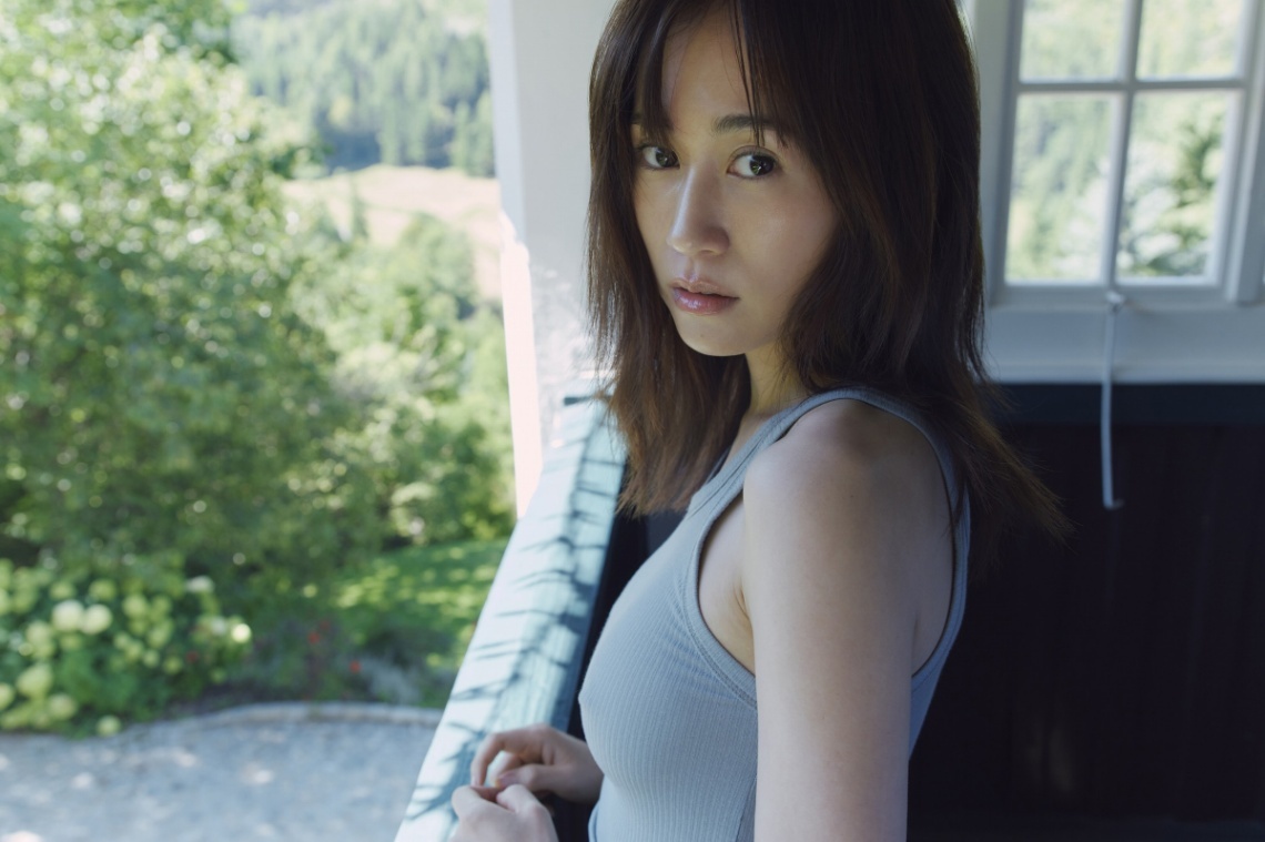 前田敦子の歴代写真集を徹底解剖！名作の魅力と現在評価される理由
