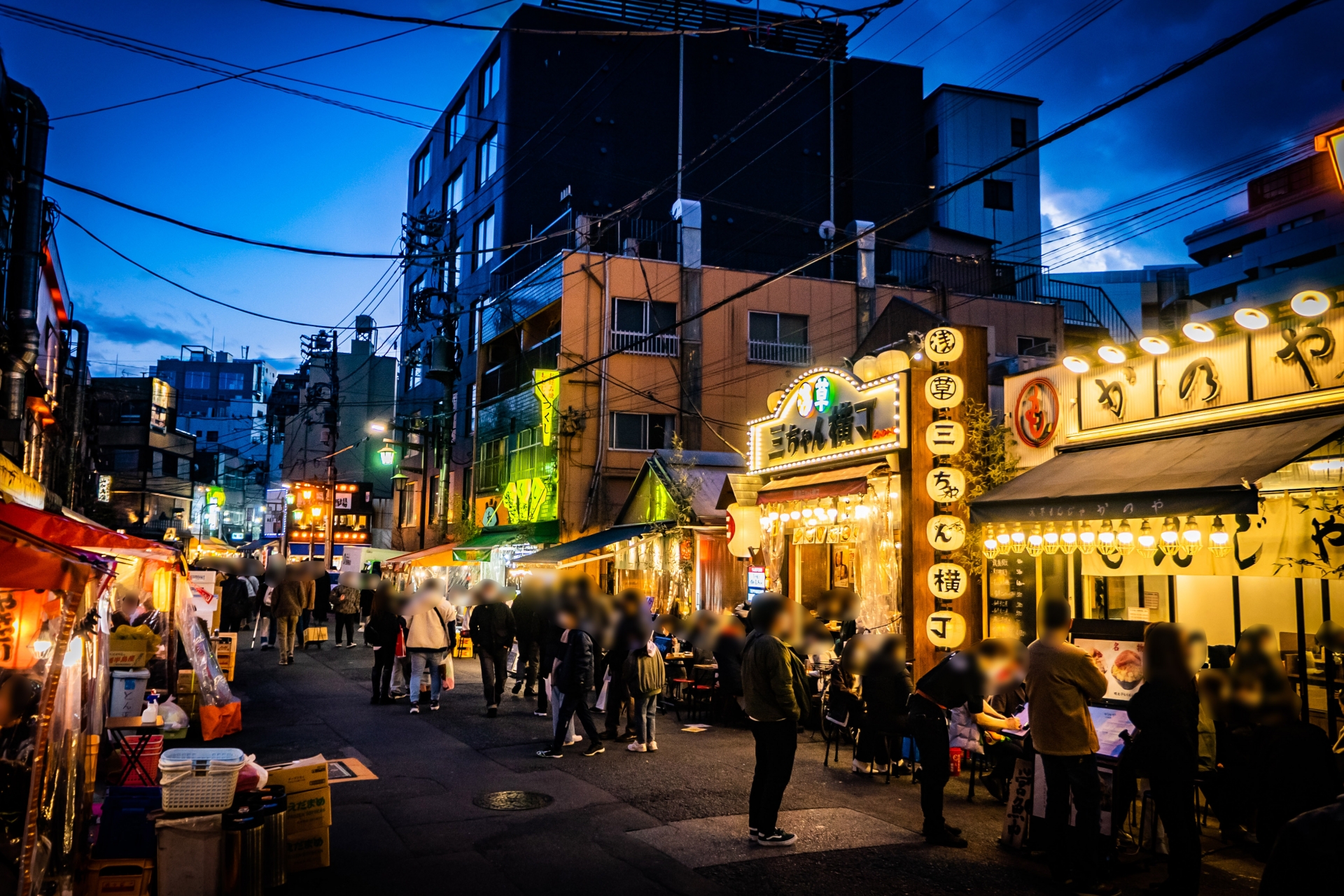 浅草ホッピー通り完全攻略2026！昼飲みの名店・予算とぼったくりの真相