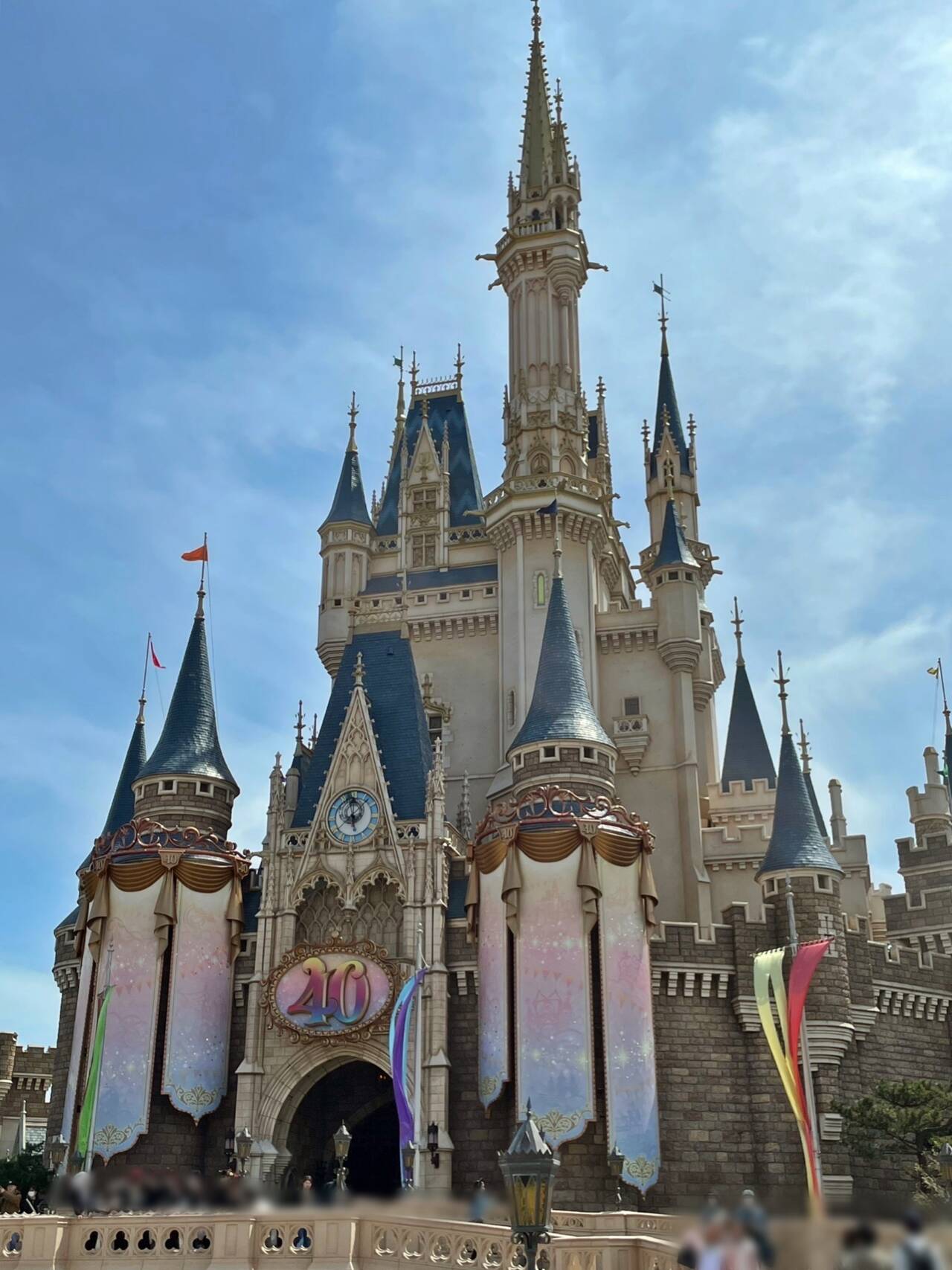 ディズニー2月混雑は上旬と下旬で激変！ガラガラ説の罠と回避術