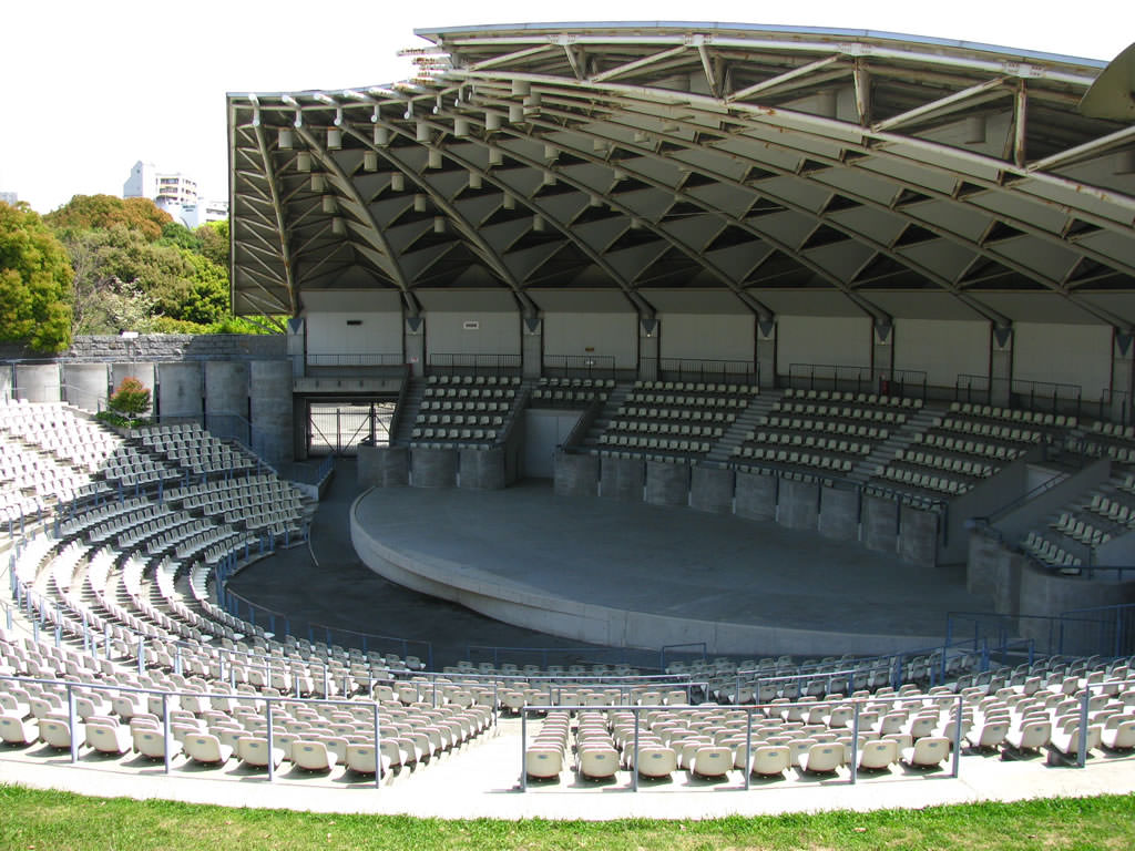服部緑地野外音楽堂を完全攻略！座席・雨天・持ち込みの鉄則