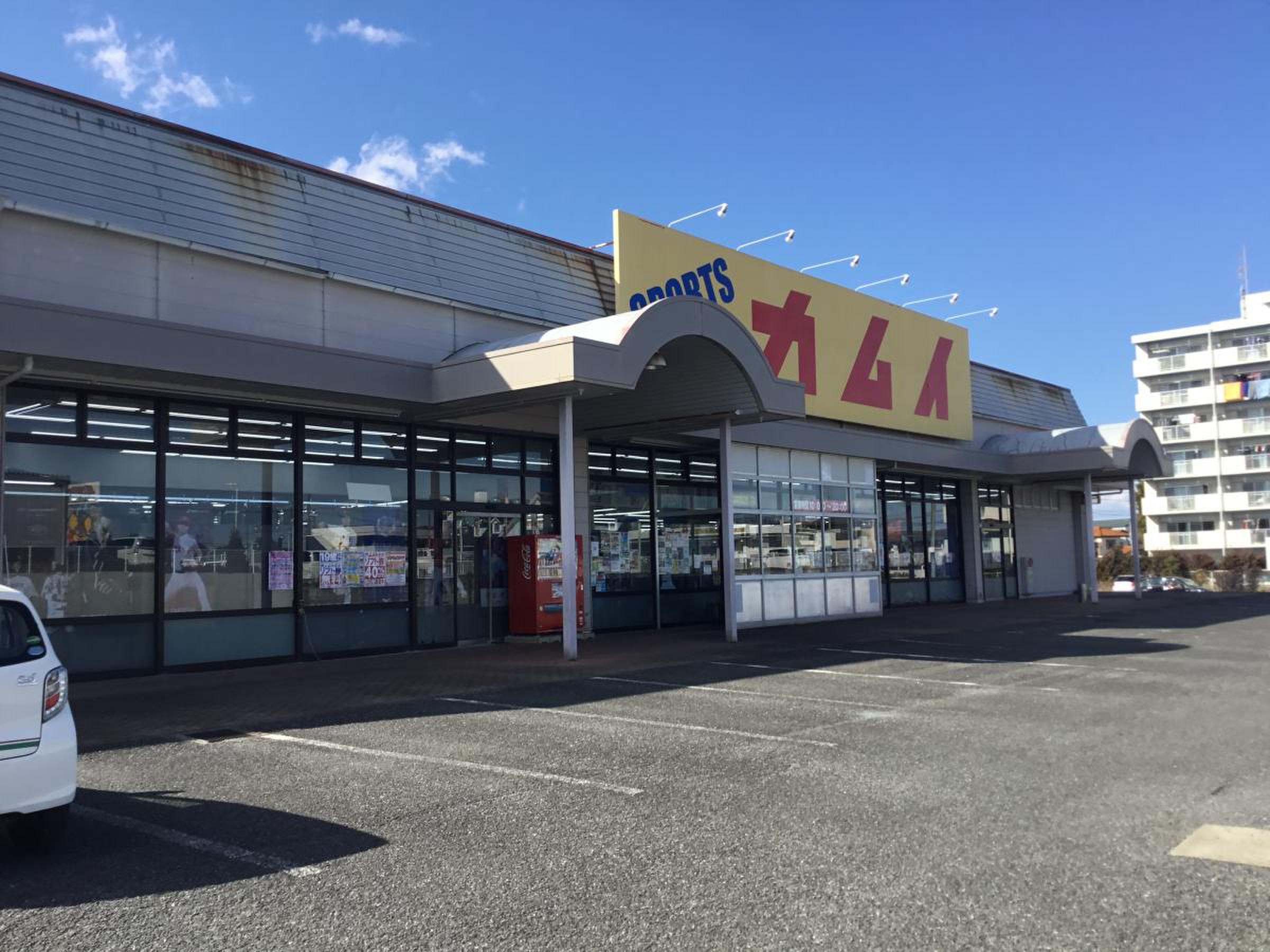 スポーツカムイ坂戸店の真相！閉店噂と現在の営業・セールを徹底検証