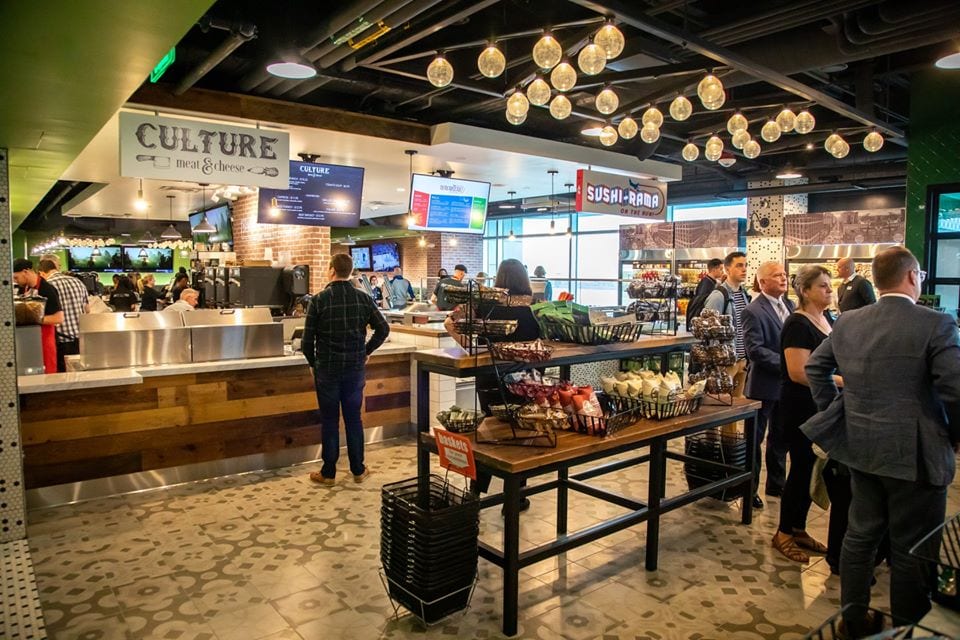 Denver Airport Gate a Food