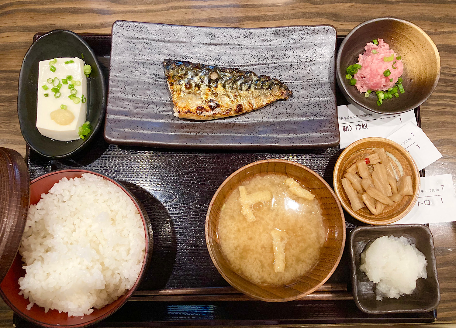 しんぱち食堂モーニングの衝撃！朝定食メニュー・時間と生ビールの真実