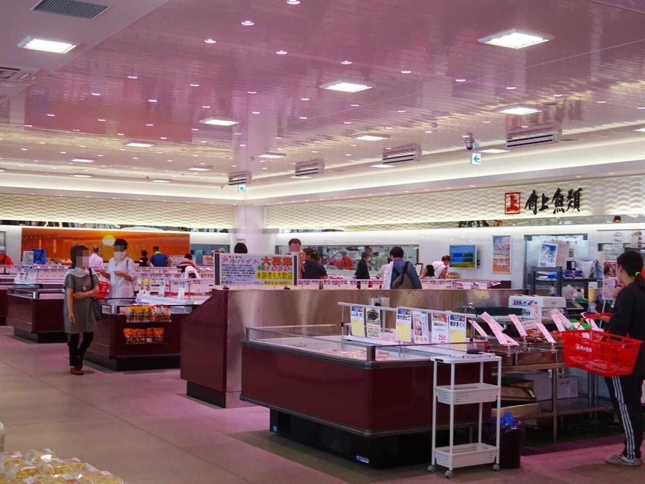 角上魚類前橋店の混雑回避術！寿司・刺身の穴場時間と特売日を徹底解剖