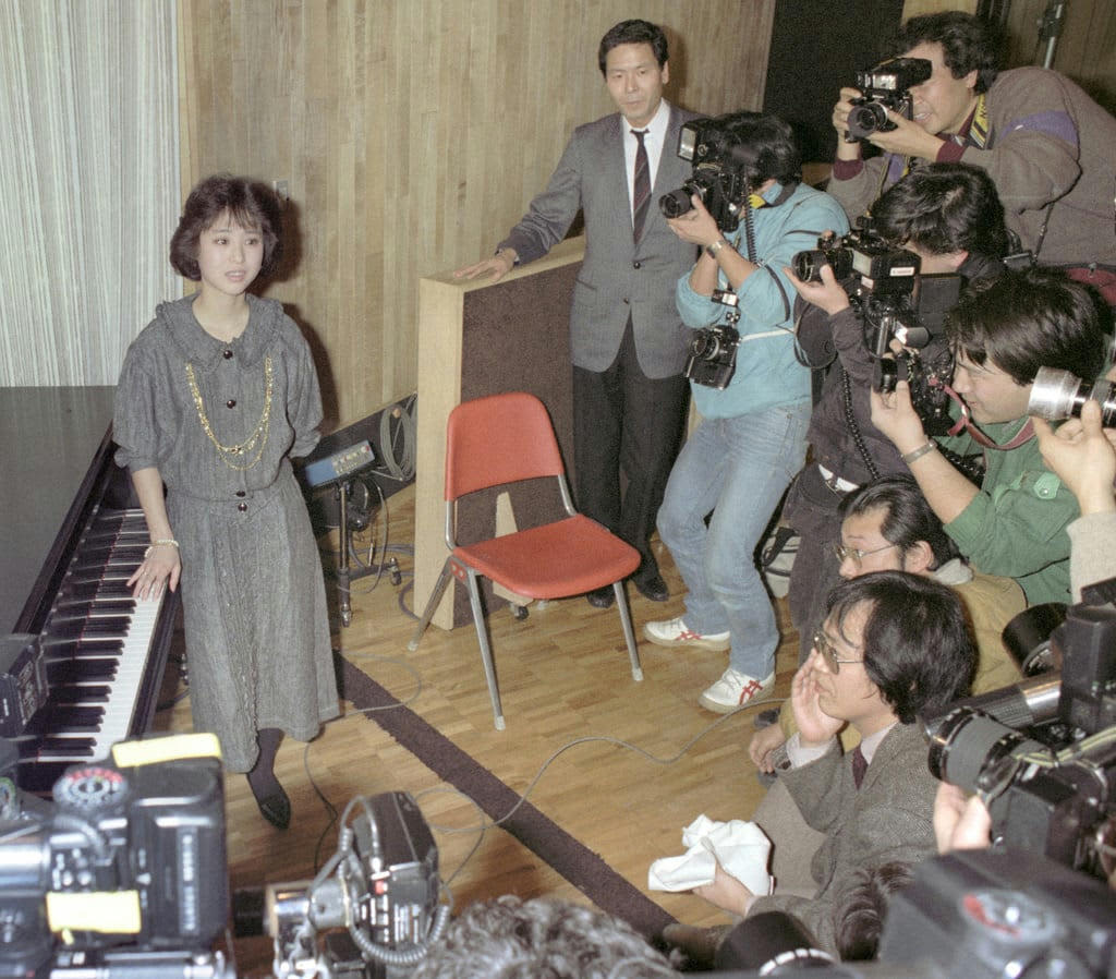 松田聖子と郷ひろみの交際期間は約何年？涙の破局会見と自伝の真相