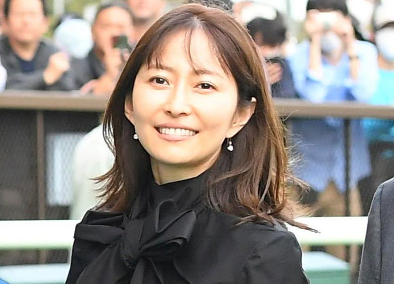 【2026年最新】榎本加奈子の現在とは？「スープカレー店経営」と「馬主の妻」としての実業家精神、そして色あせない美貌の裏側に迫る