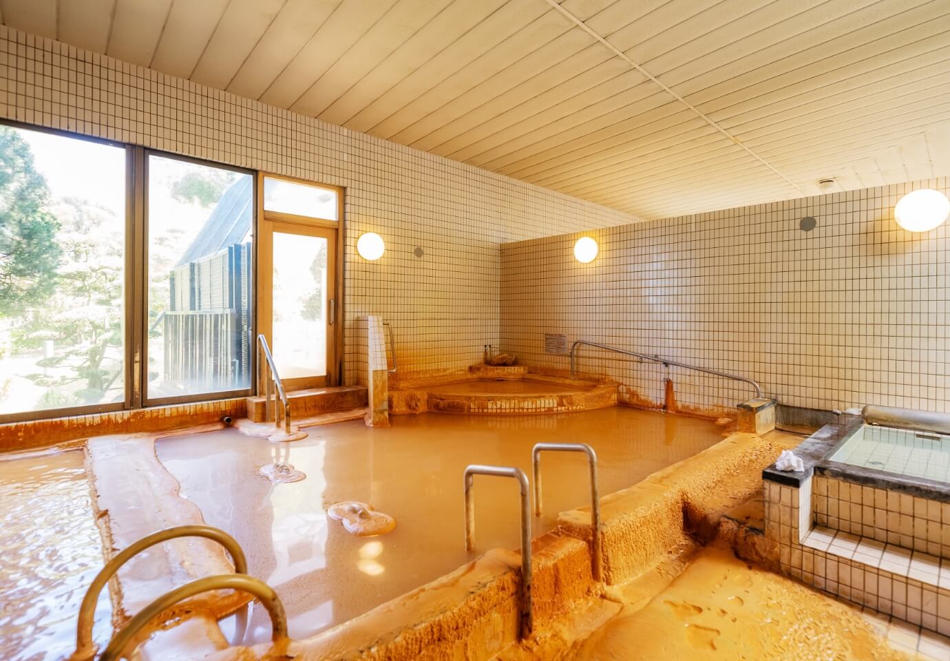 関西最強の炭酸泉！花山温泉薬師の湯が唸らせる驚愕の泉質と真実