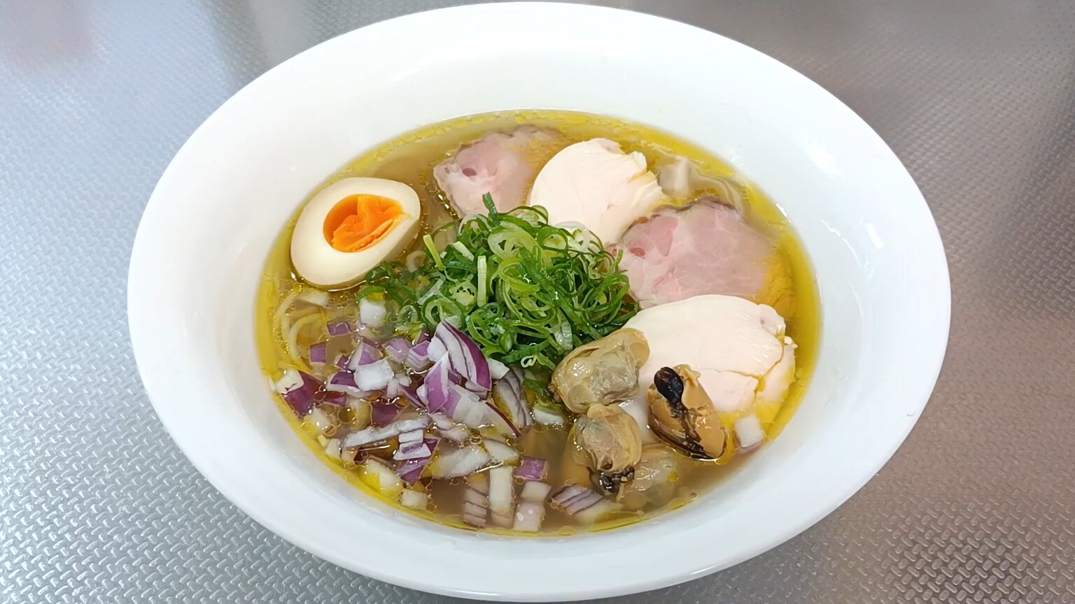 貝だしラーメン空前の大ブーム！2026年名店の評判と旨味の真相