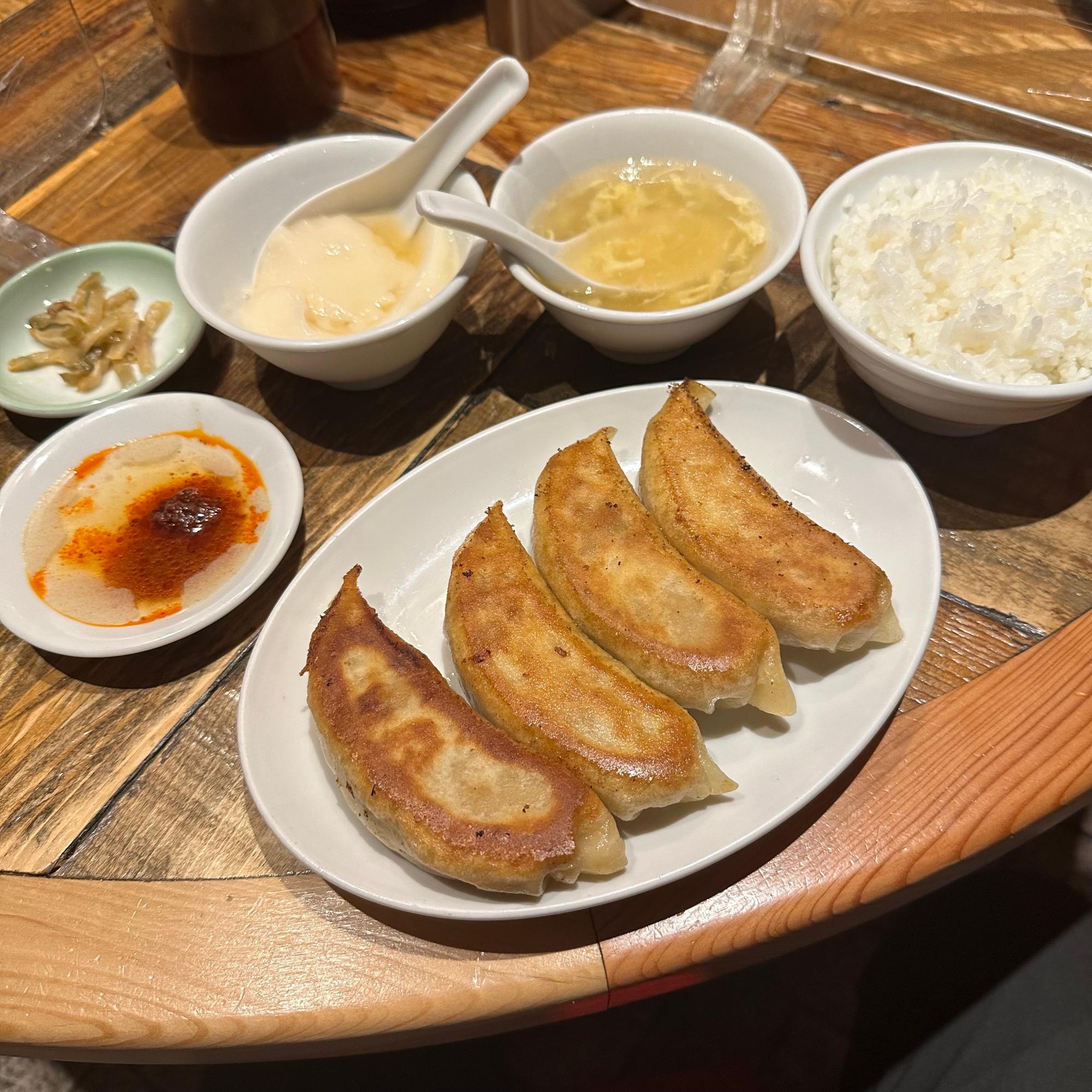 東京駅の絶品餃子決定版！改札内グランスタから八重洲老舗まで徹底比較