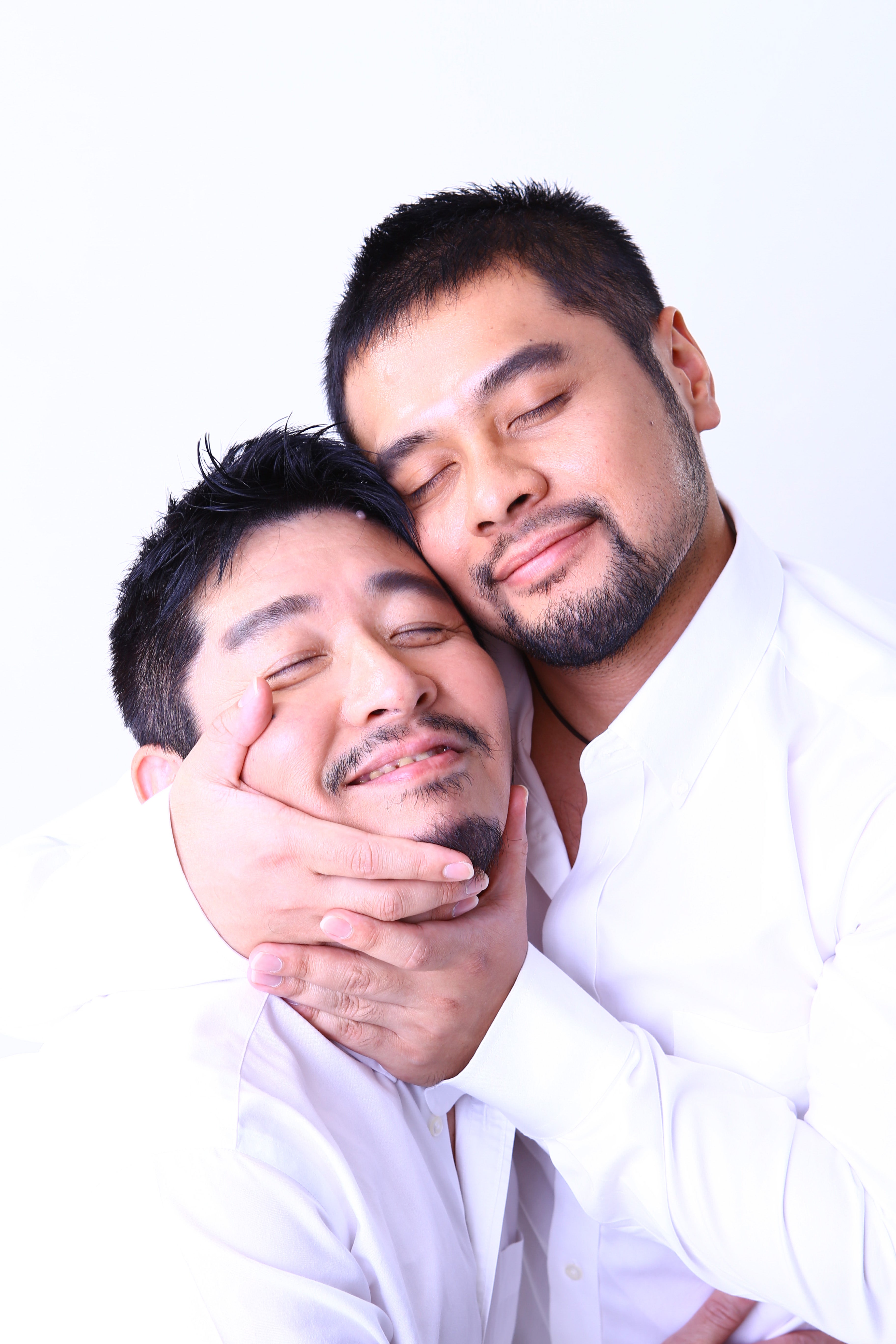 トシ＆リティの現在と本名や年齢は？占いの口コミ評判と馴れ初めを追う