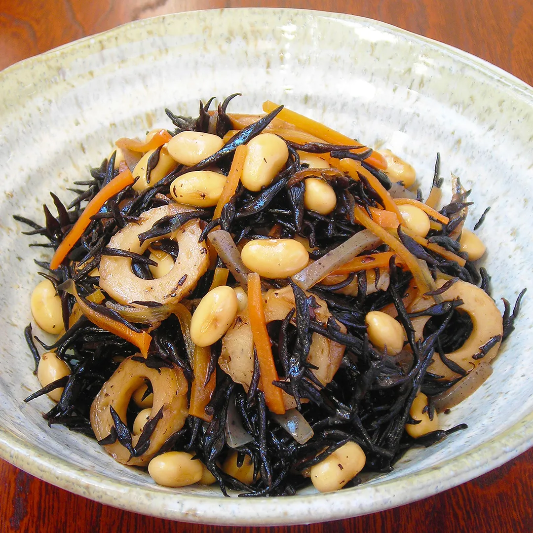 ひじきと大豆の煮物を劇的においしく！プロ直伝の黄金比レシピと保存術