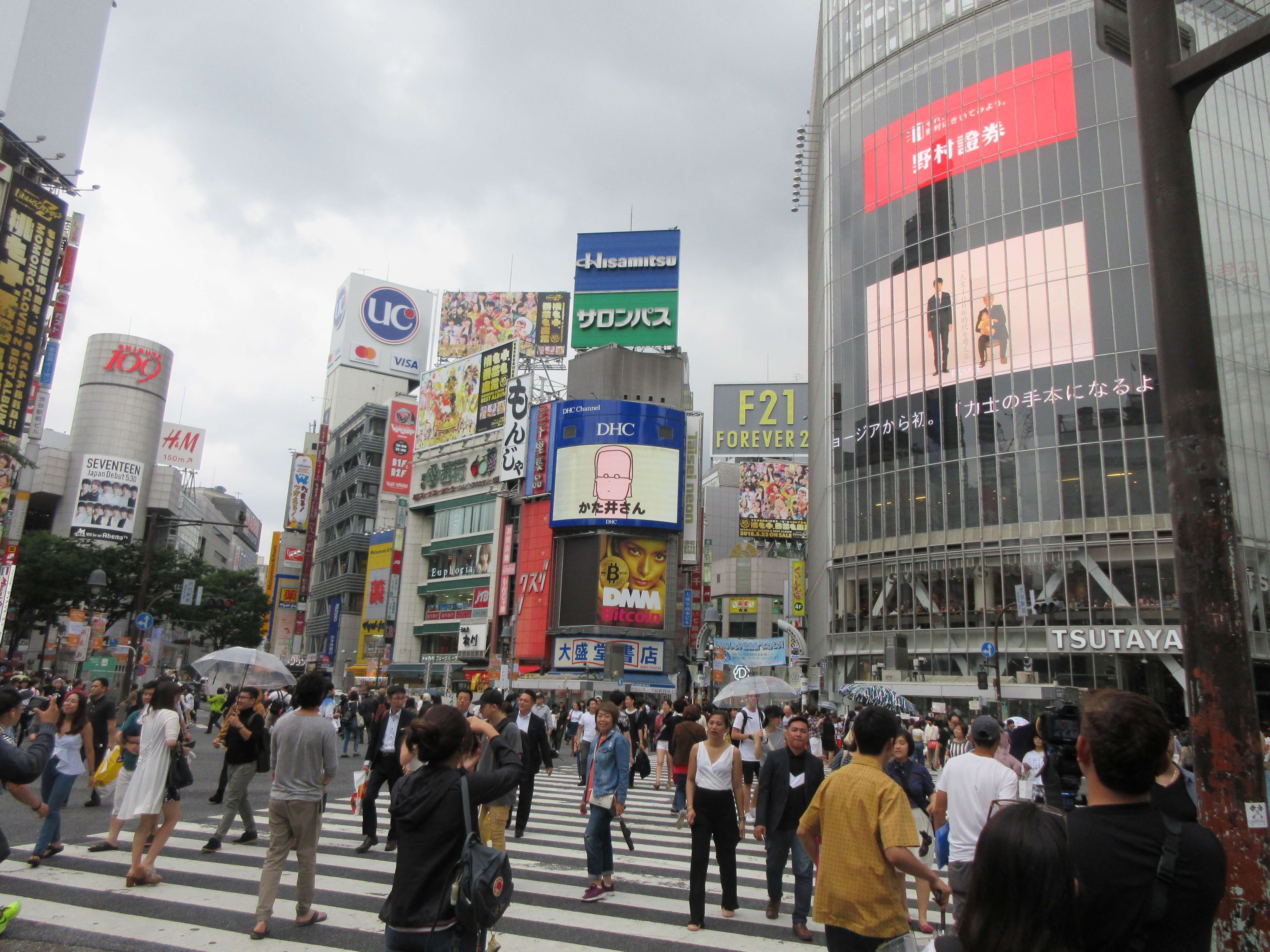 渋谷センター街の現在と治安の真相｜バスケ通り由来と最新グルメ検証