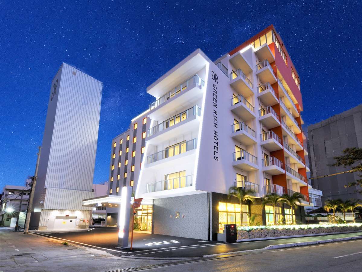 グリーンリッチホテル沖縄名護の評判は？プールと大浴場の真相を徹底検証