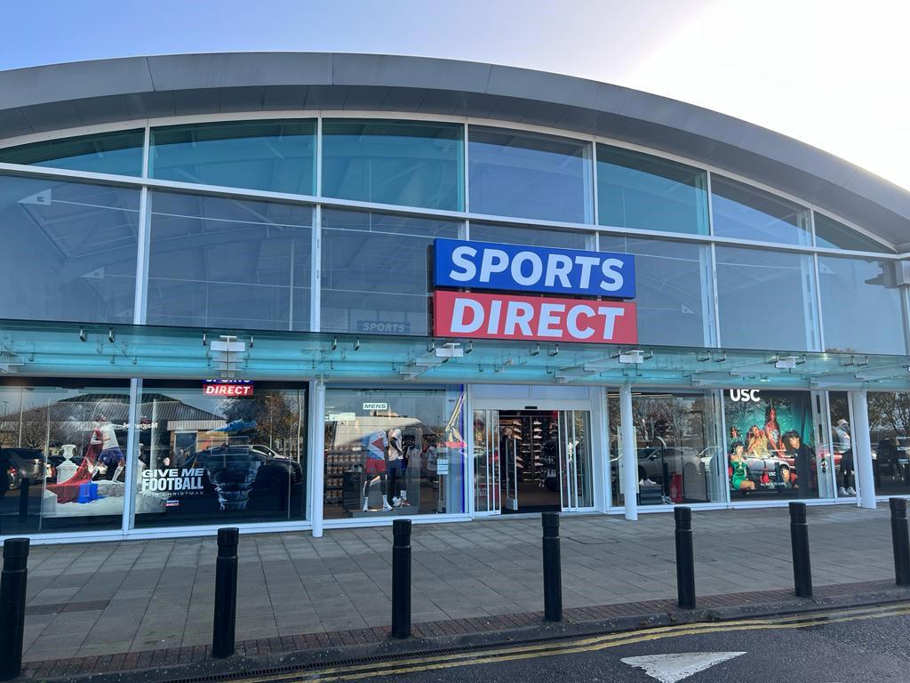 Sports Direct Blackpool Opening Times Today