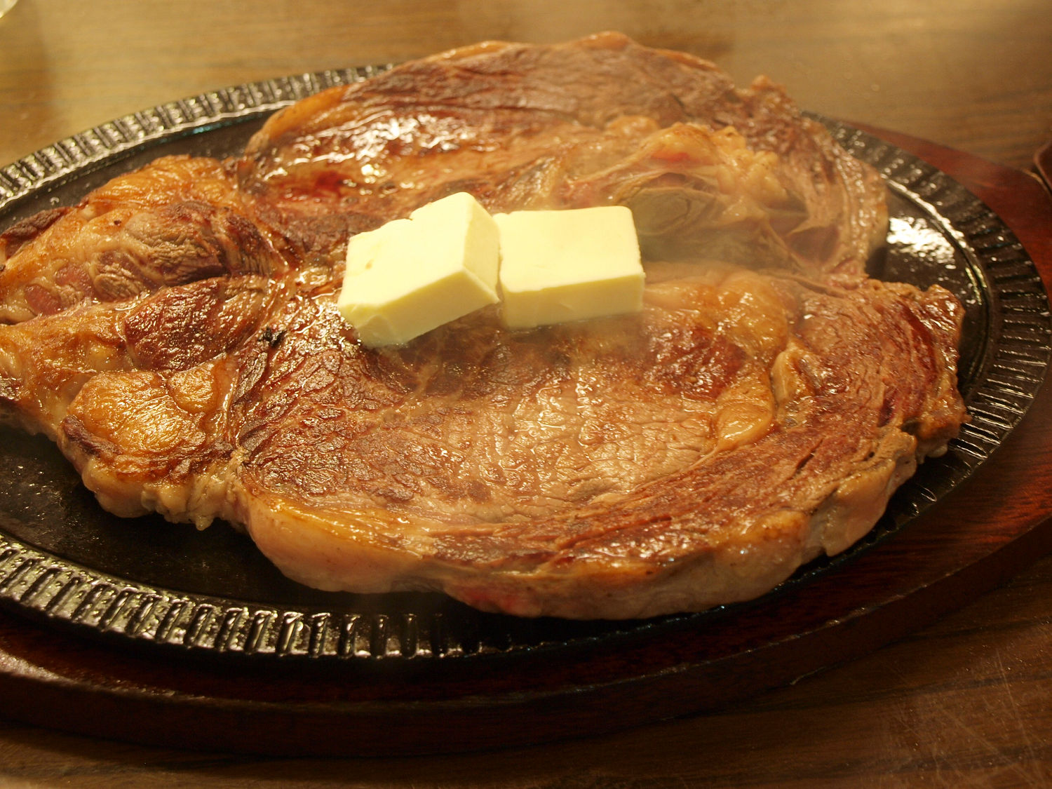今すぐ肉が食べたい！近くのステーキ屋選びで失敗しない最新名店ガイド